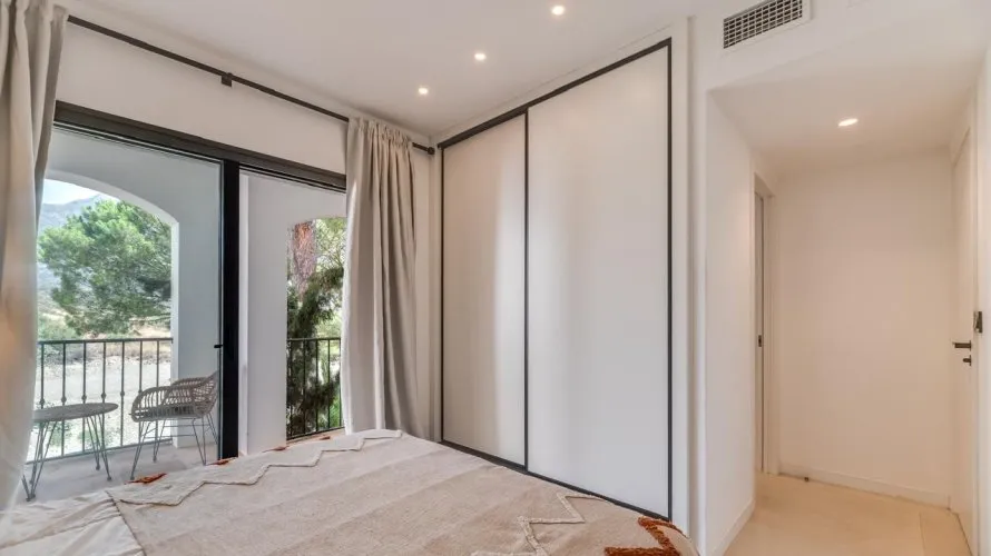 4 bedrooms duplex for sale , Marbella, Spain No. 421 № 18