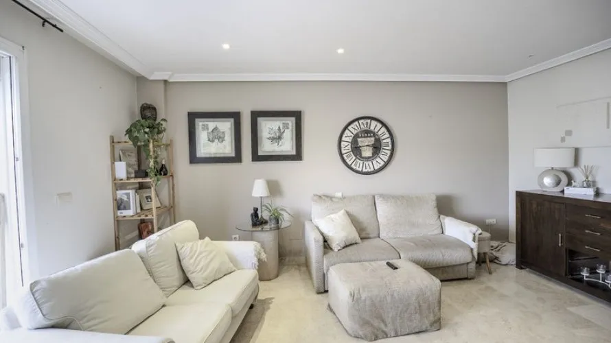 2 bedrooms penthouse for sale , Estepona, Spain No. 484 № 13