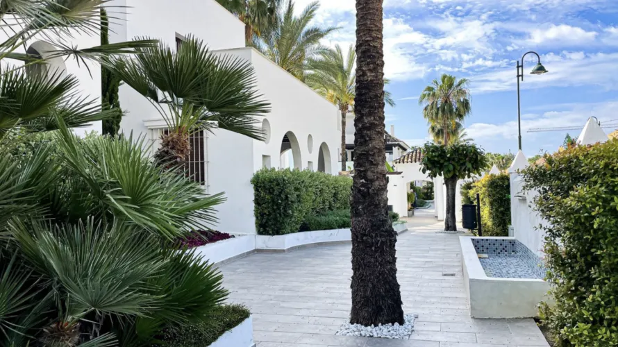 2 bedrooms apartment for sale , Marbella, Spain No. 779 № 21