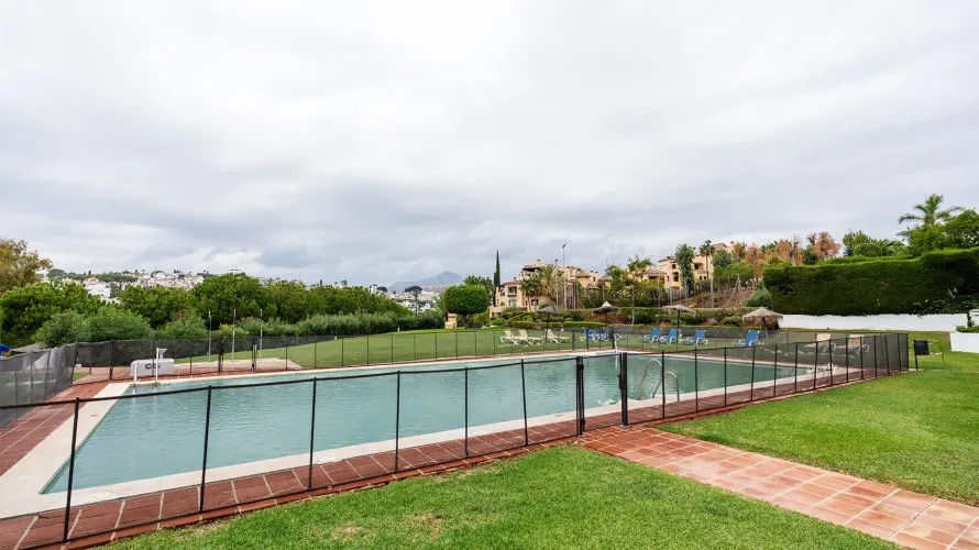 2 bedrooms apartment for sale , Estepona, Spain No. 774 № 11