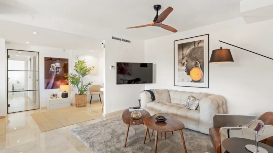 3 bedrooms apartment for sale , Benahavis, Spain No. 690 № 15