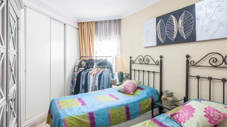 2 bedrooms apartment for sale , Estepona, Spain No. 400 № 10