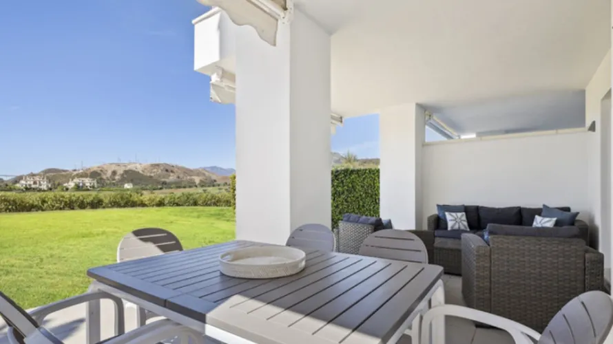 3 bedrooms apartment for sale , Cortes (San Pedro De Alcantara), Spain No. 656 № 4