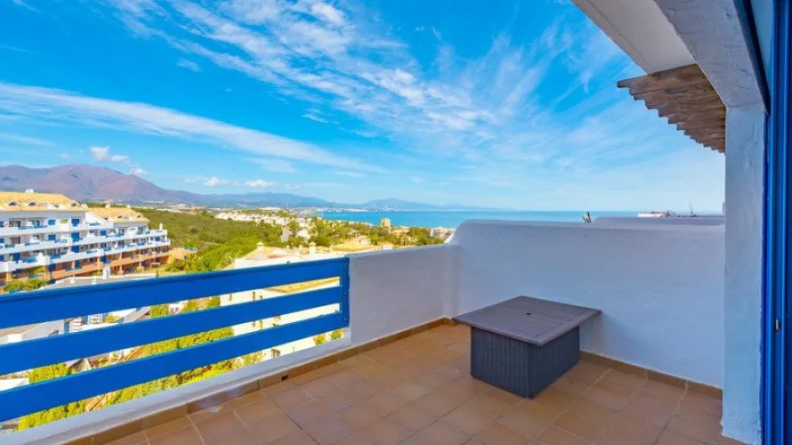 2 bedrooms duplex for sale , Manilva, Spain No. 410 № 2