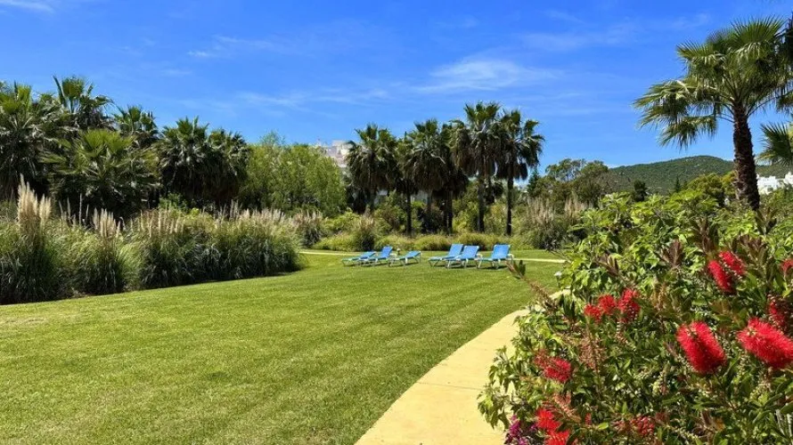 2 bedrooms penthouse for sale , Casares, Spain No. 555 № 1