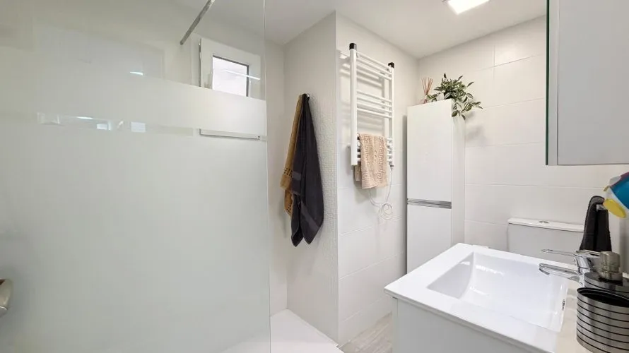 3 bedrooms apartment for sale , Torrevieja, Spain No. 1580 № 1