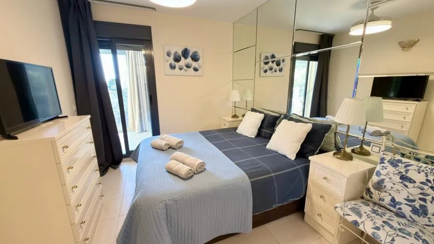 1 bedroom apartment for sale , Benidorm, Spain No. 1713 № 3