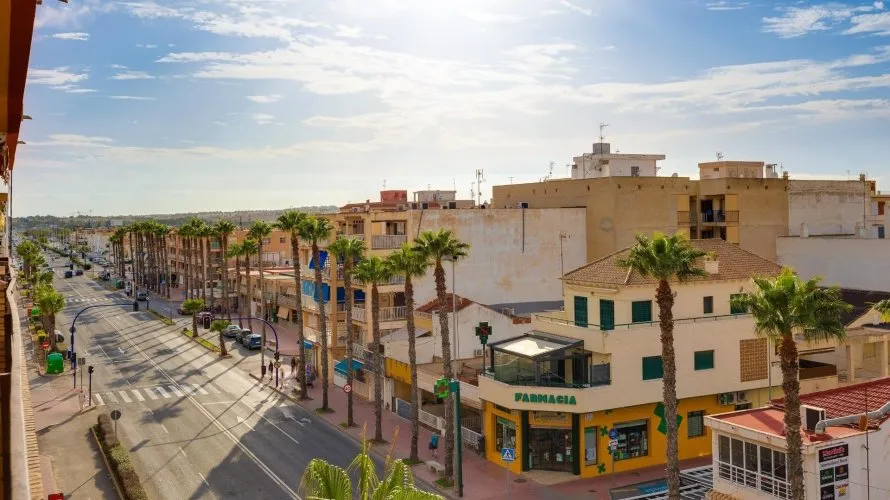 3 bedrooms apartment for sale , Torrevieja, Spain No. 1534 № 19