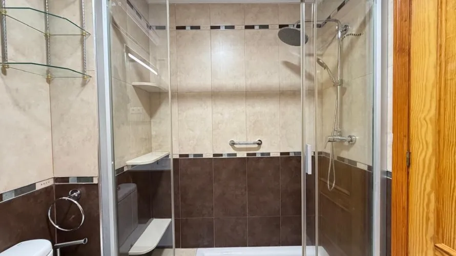 3 bedrooms apartment for sale , Torrevieja, Spain No. 1605 № 23