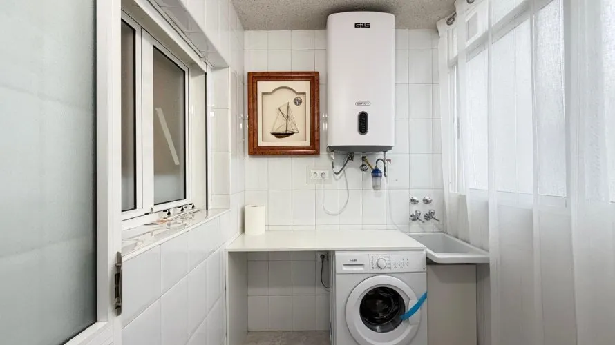 3 bedrooms apartment for sale , Torrevieja, Spain No. 1605 № 9