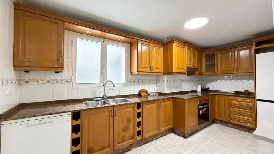 3 bedrooms apartment for sale , Torrevieja, Spain No. 1605 № 16