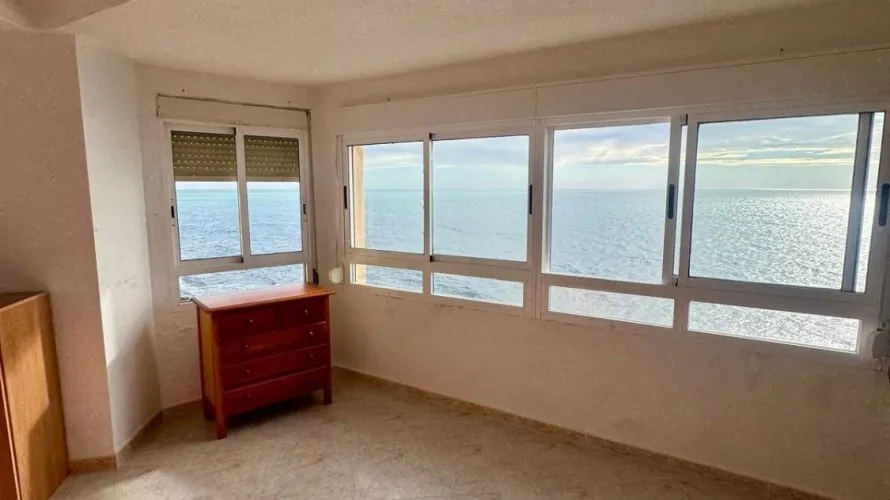 4 bedrooms apartment for sale , Torrevieja, Spain No. 1591 № 24