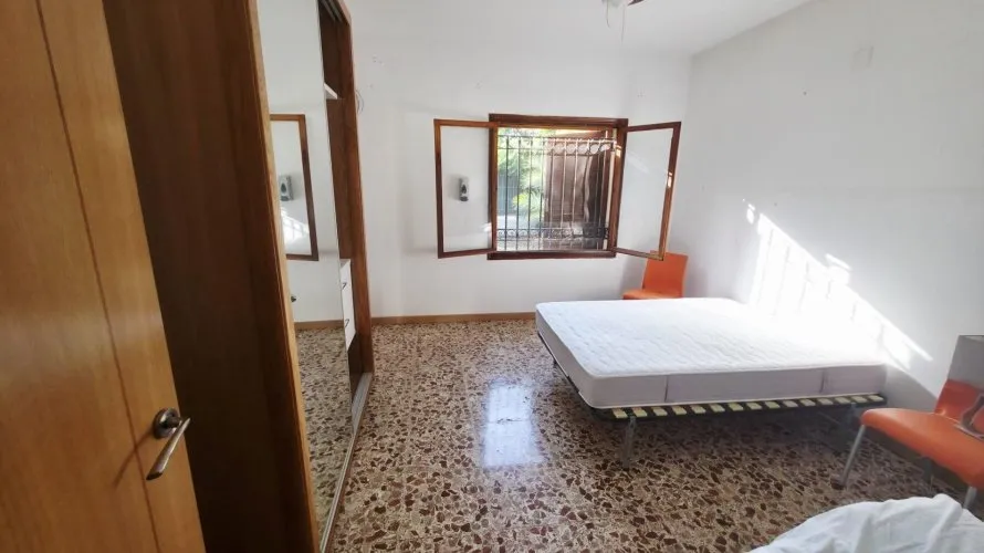 5 bedrooms apartment for sale, Alicante, Spain No. 1537 № 24