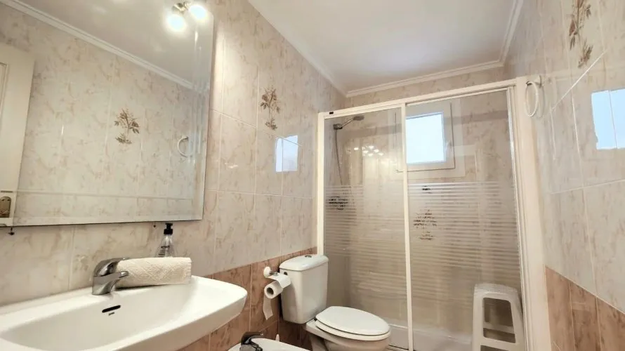 2 bedrooms apartment for sale , Torrevieja, Spain No. 1716 № 5