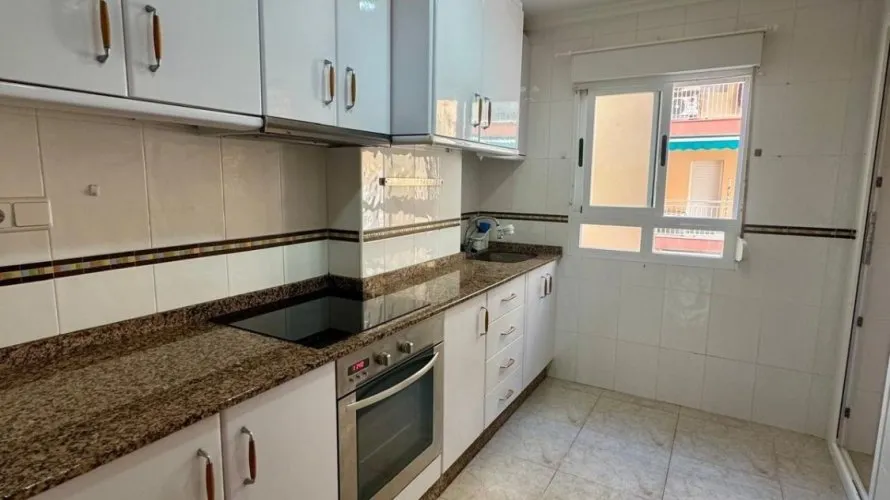 4 bedrooms apartment for sale , Torrevieja, Spain No. 1591 № 12