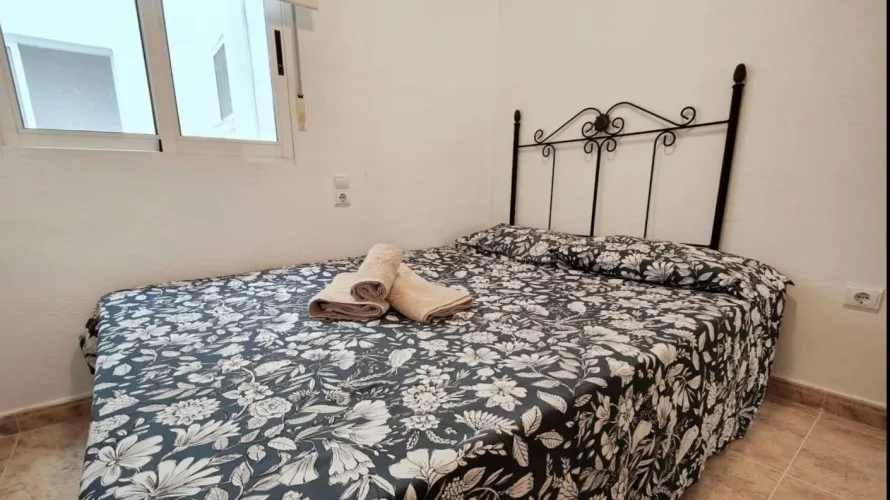 2 bedrooms apartment for sale , Torrevieja, Spain No. 1716 № 4