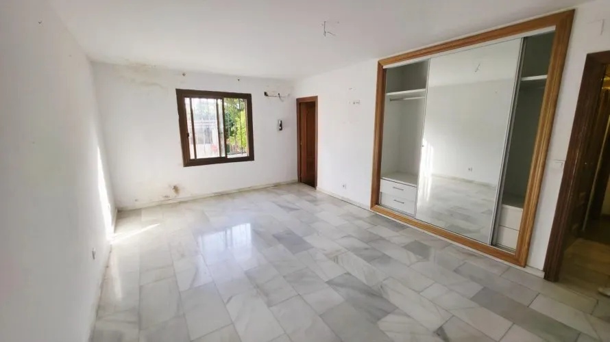 5 bedrooms apartment for sale, Alicante, Spain No. 1537 № 8