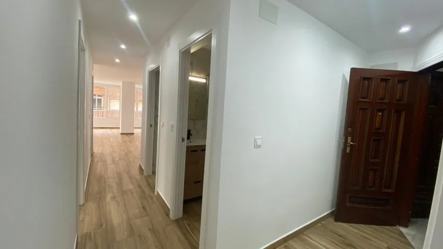 3 bedrooms apartment for sale, Torrevieja, Spain No. 1094 № 12