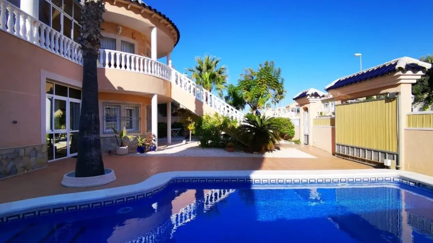 256m² apartment for sale, La Florida, Spain No. 1411 № 18