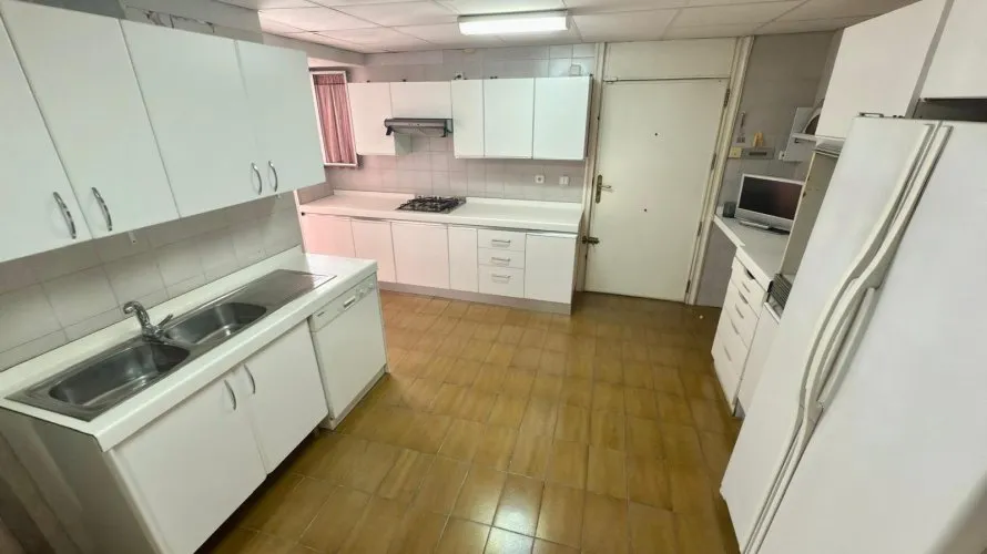 6 bedrooms penthouse for sale, Alicante, Spain No. 1459