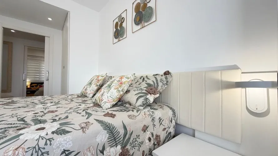 3 bedrooms apartment for sale, Torrevieja, Spain No. 1651 № 8