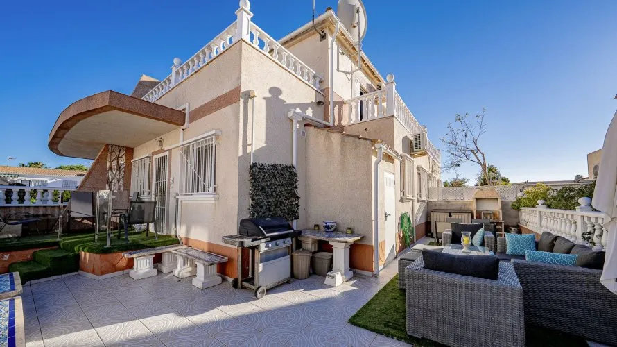 86m² apartment for sale, La Regia, Spain No. 1674