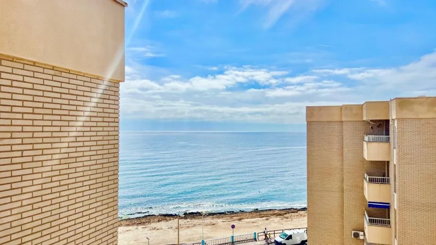 2 bedrooms penthouse for sale, Torrevieja, Spain No. 1633 № 11