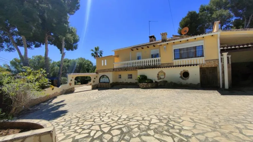 458m² apartment for sale, Moraira, Spain No. 1694 № 1