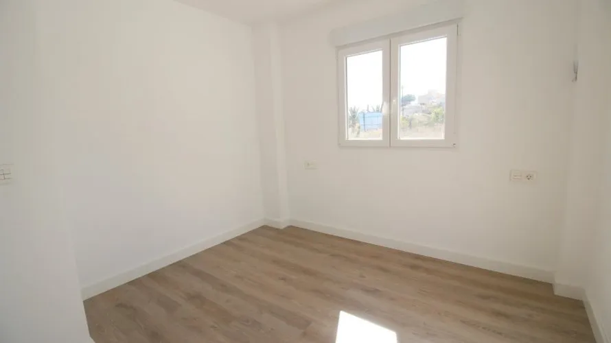 4 bedrooms apartment for sale, La Torre, Spain No. 1198 № 18
