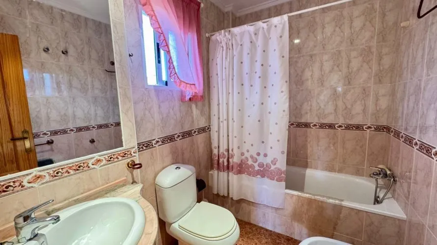 3 bedrooms apartment for sale, Torrevieja, Spain No. 1639 № 16