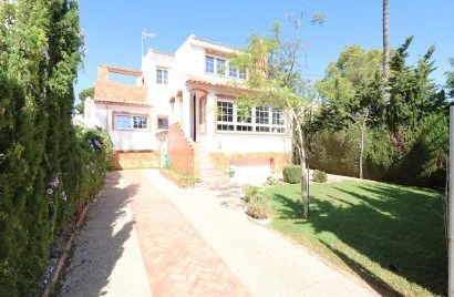 4 bedrooms apartment for sale , Villamartin, Spain No. 1481