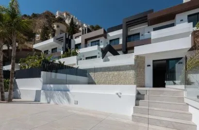 4 bedrooms apartment for sale, Benidorm, Spain No. 1209