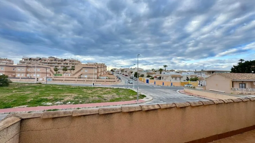 3 bedrooms apartment for sale, Torrevieja, Spain No. 1639 № 25