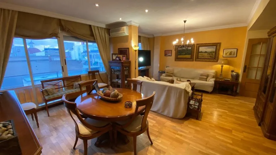 4 bedrooms apartment for sale, Alicante, Spain No. 1416