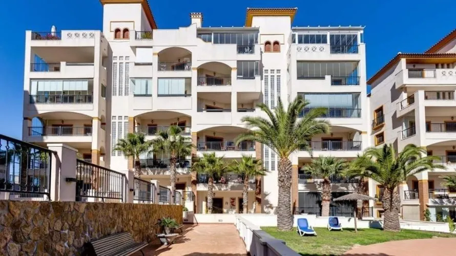 3 bedrooms apartment for sale, Guardamar del Segura, Spain No. 1378 № 15
