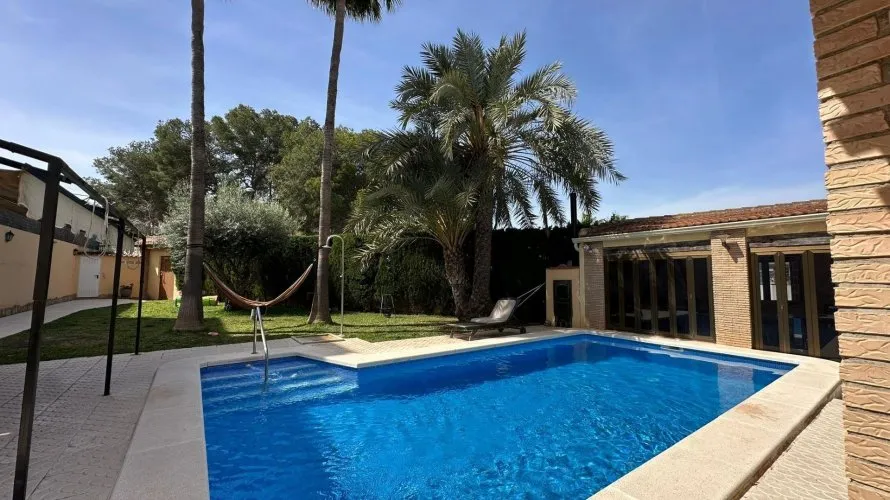 4 bedrooms apartment for sale, Torrevieja, Spain No. 1705 № 15