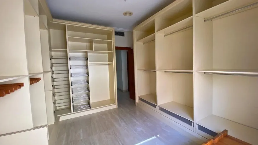 4 bedrooms apartment for sale, Torrevieja, Spain No. 1480 № 16