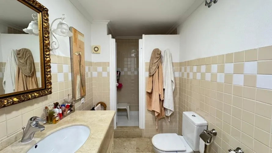 4 bedrooms apartment for sale, Torrevieja, Spain No. 1134 № 19