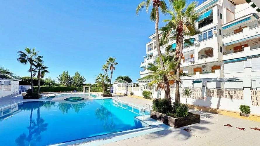 1 bedroom apartment for sale, Torrevieja, Spain No. 1629 № 12