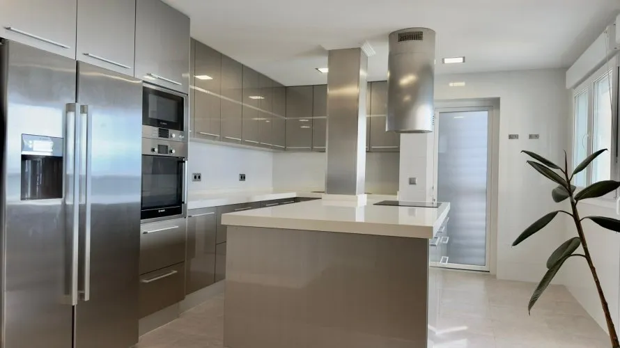 4 bedrooms penthouse for sale, Villajoyosa, Spain No. 1731 № 13