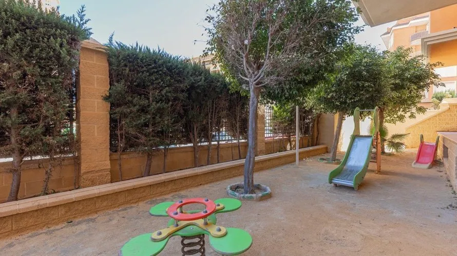 2 bedrooms apartment for sale, Torrevieja, Spain No. 1684 № 27