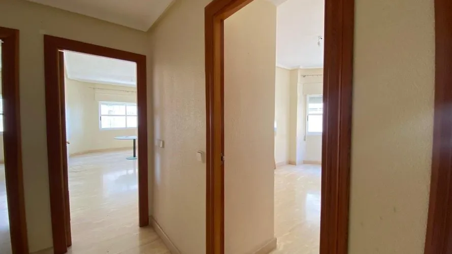 4 bedrooms apartment for sale, Torrevieja, Spain No. 1480 № 5
