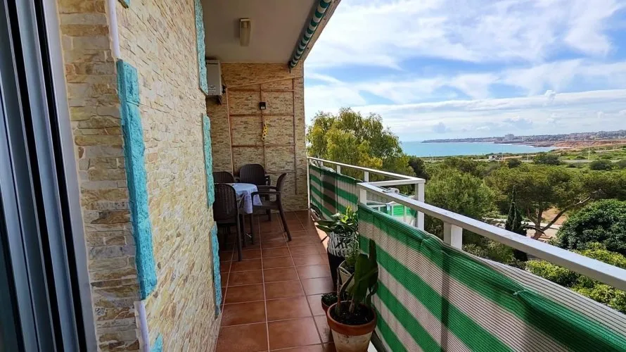 2 bedrooms apartment for sale, Torrevieja, Spain No. 1638 № 1