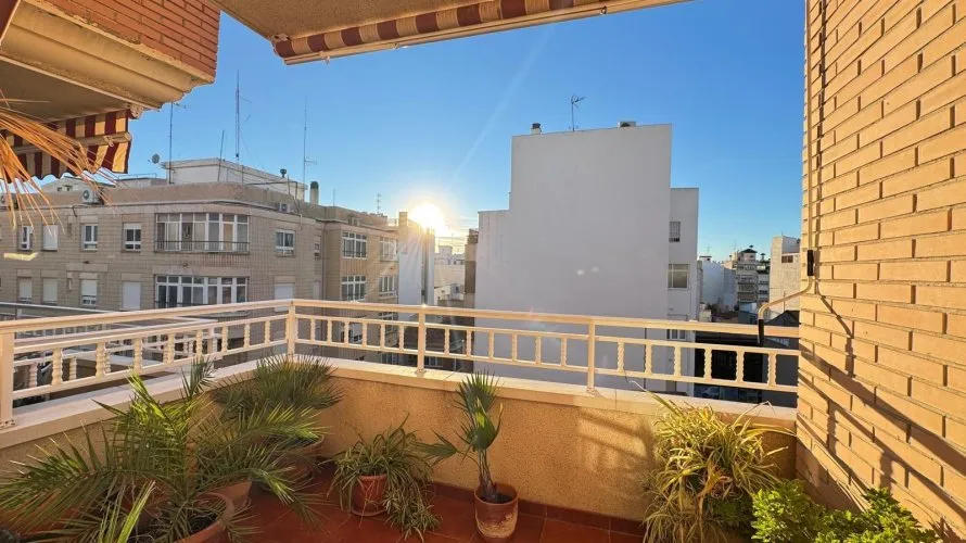 4 bedrooms apartment for sale, Torrevieja, Spain No. 1134 № 13
