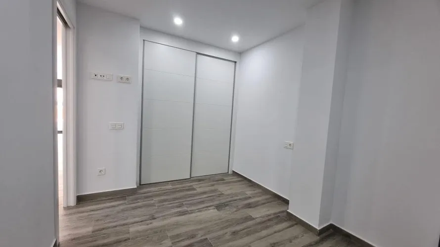 3 bedrooms apartment for sale, Torrevieja, Spain No. 1078 № 14