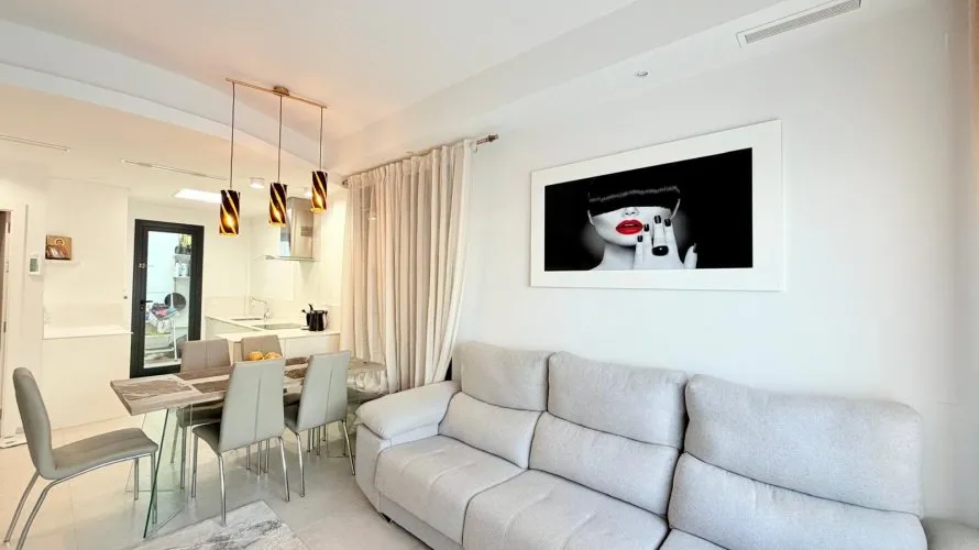 3 bedrooms apartment for sale, La Florida, Spain No. 1647 № 6
