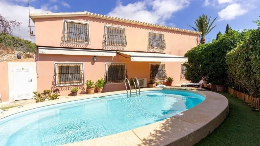 4 bedrooms apartment for sale, Finestrat, Spain No. 1625