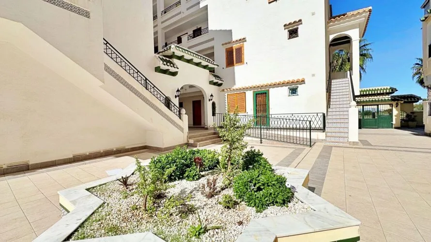 1 bedroom apartment for sale, Torrevieja, Spain No. 1629 № 6
