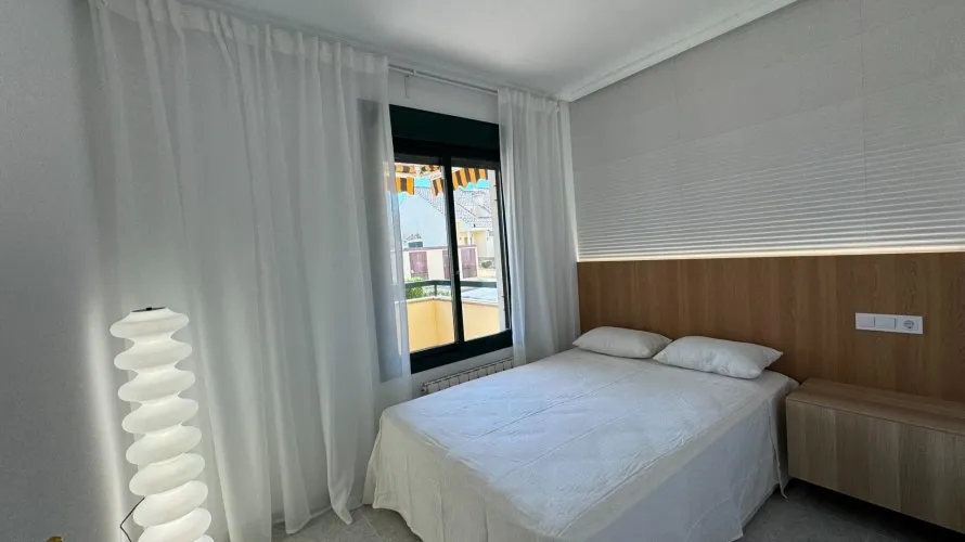 2 bedrooms apartment for sale, Alicante, Spain No. 1675 № 20