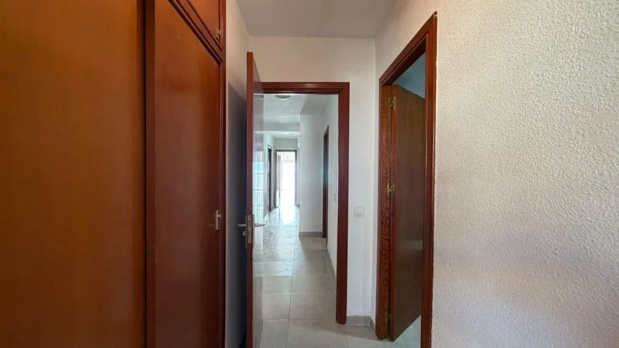 4 bedrooms apartment for sale, Torrevieja, Spain No. 1628 № 11